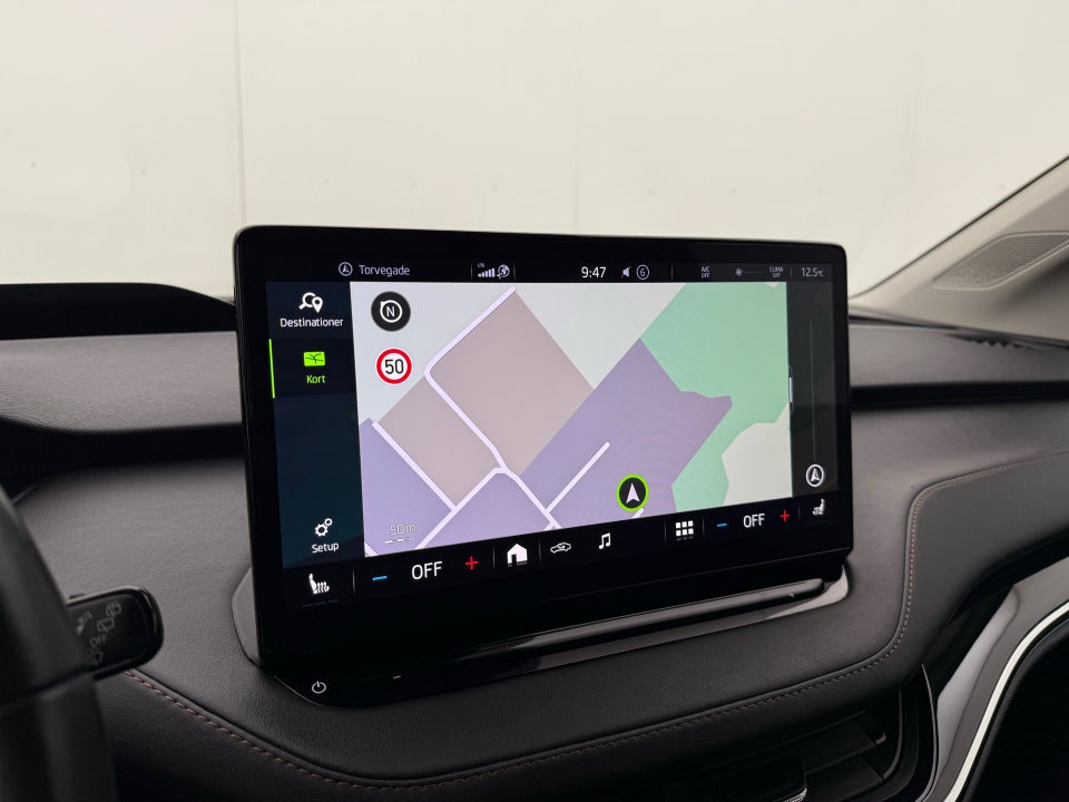 Skoda Enyaq 60 iV Suite 5d