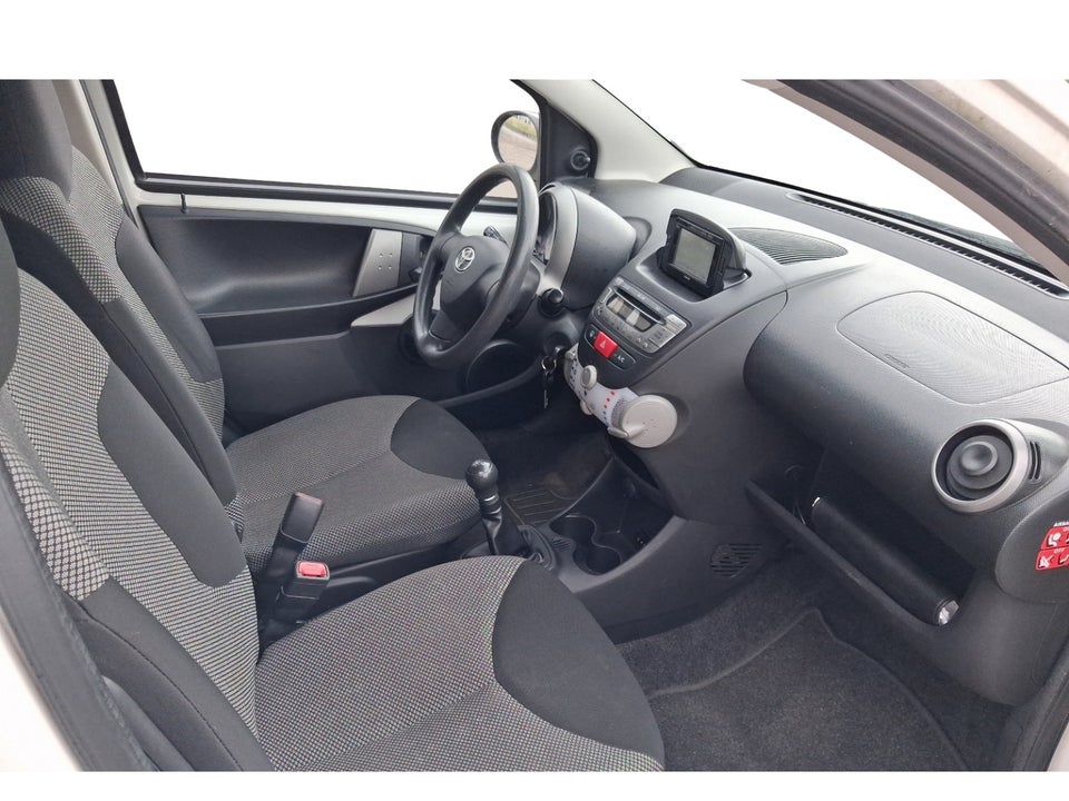 Toyota Aygo 1,0 VVT-i T2 Air 5d
