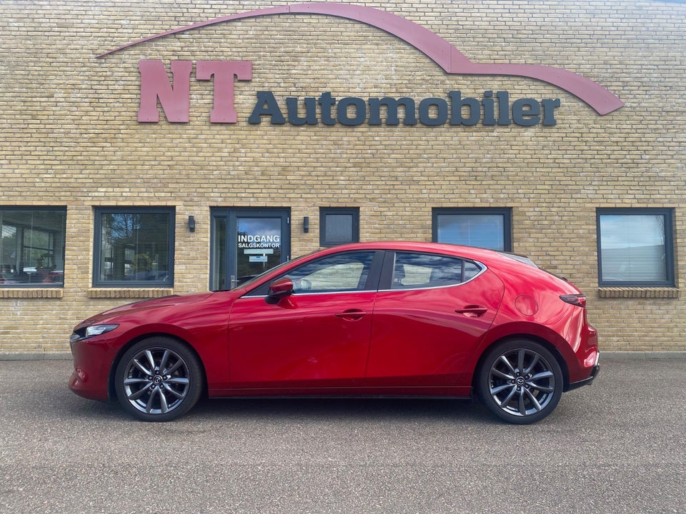 Mazda 3 2,0 SkyActiv-G 122 Sky aut. 4d