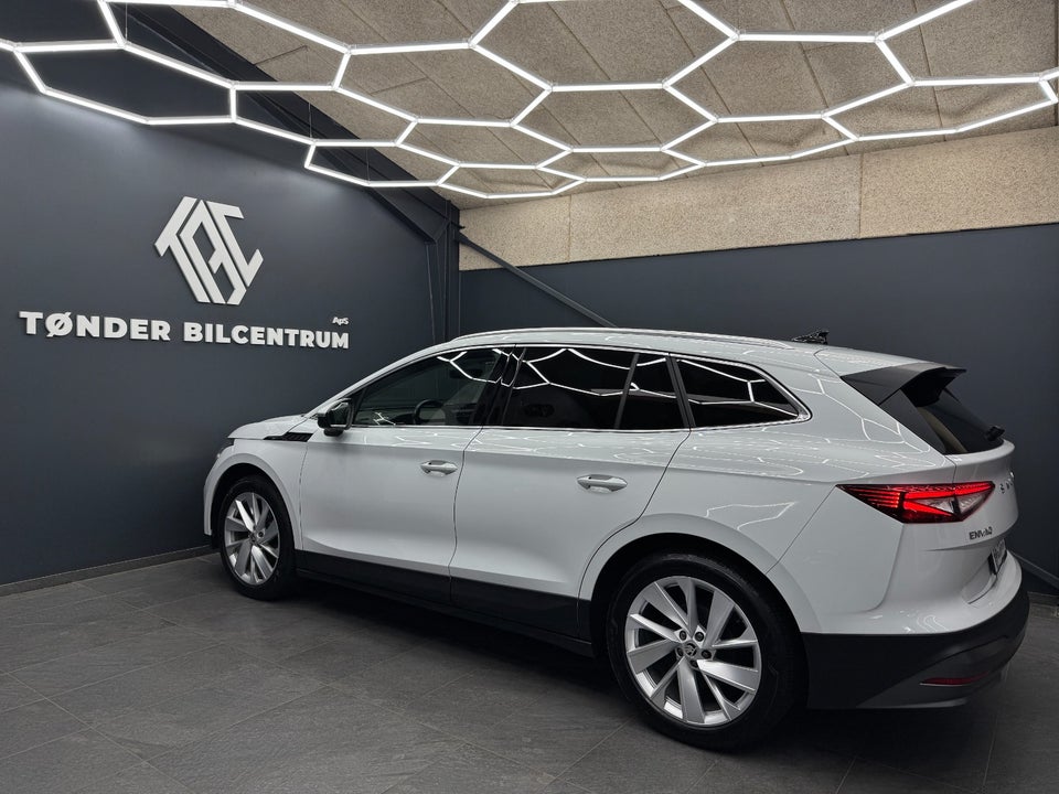 Skoda Enyaq 60 iV Loft 5d