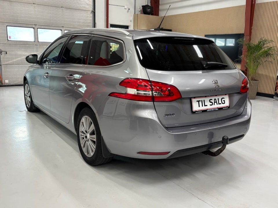 Peugeot 308 1,6 BlueHDi 120 Allure Sky SW 5d