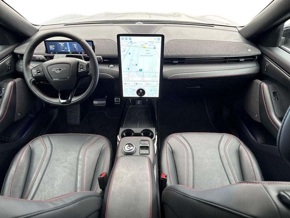 Ford Mustang Mach-E 98 Premium Extended Range AWD 5d