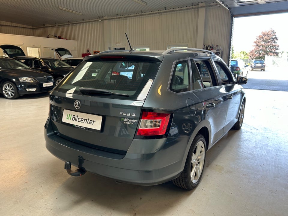 Skoda Fabia 1,2 TSi 110 Ambiente Combi DSG 5d