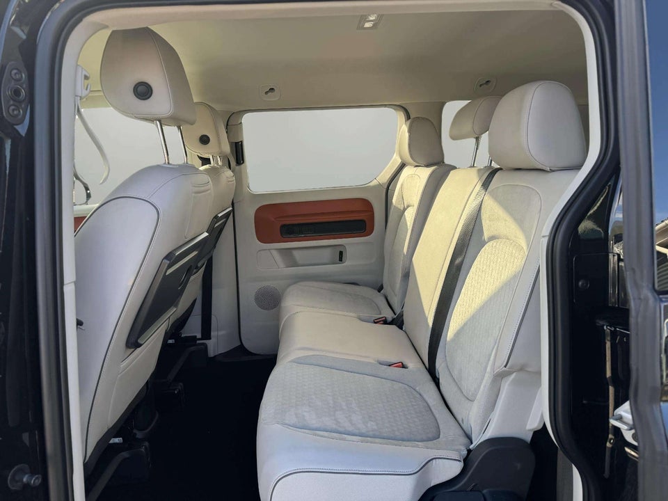 VW ID.Buzz 77 Pro SWB 5d