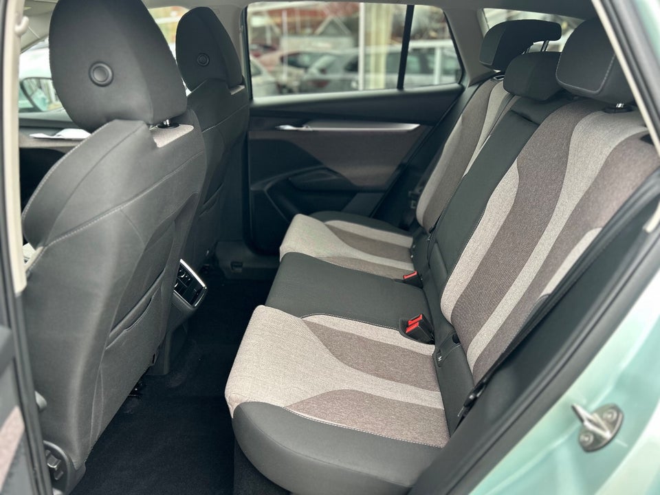 Skoda Enyaq 80 iV Lodge 5d