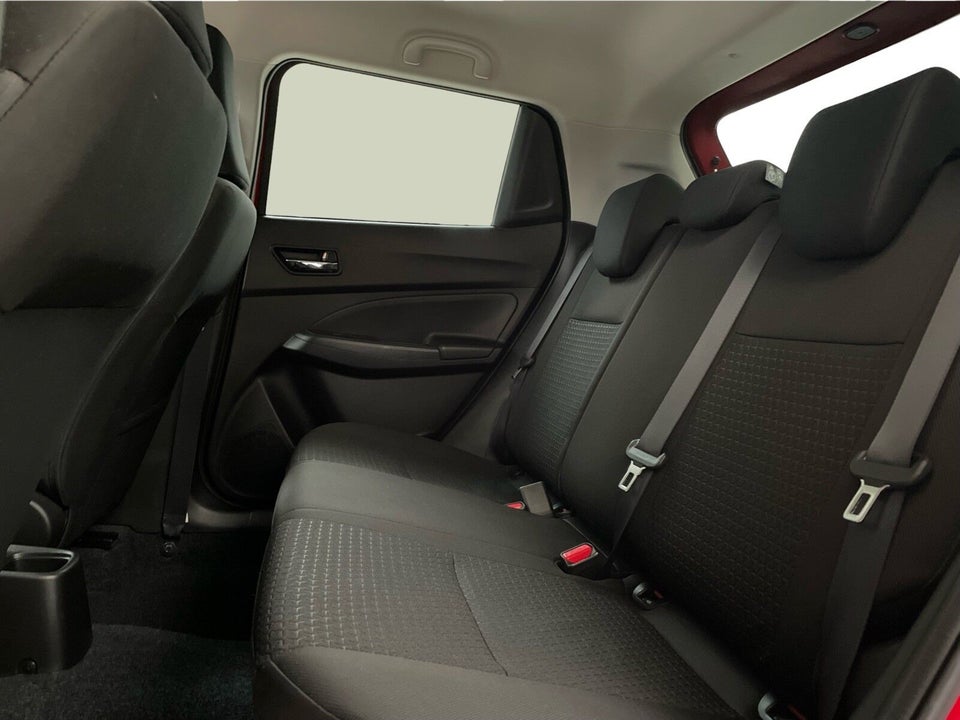 Suzuki Swift 1,2 mHybrid Style 5d