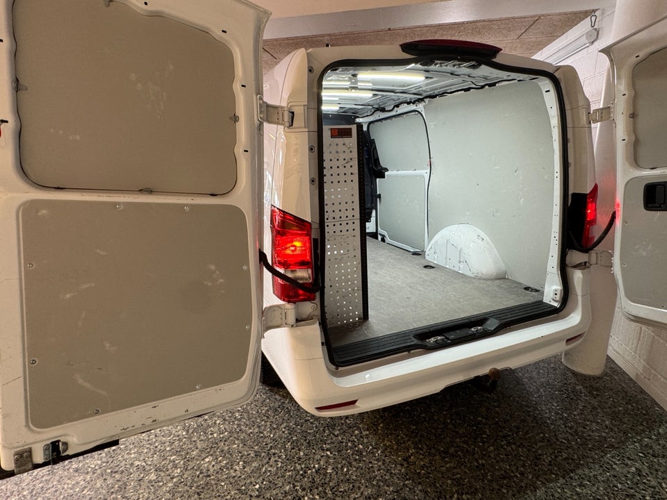 Mercedes Vito 114 2,0 CDi A2 Kassevogn PRO aut. RWD