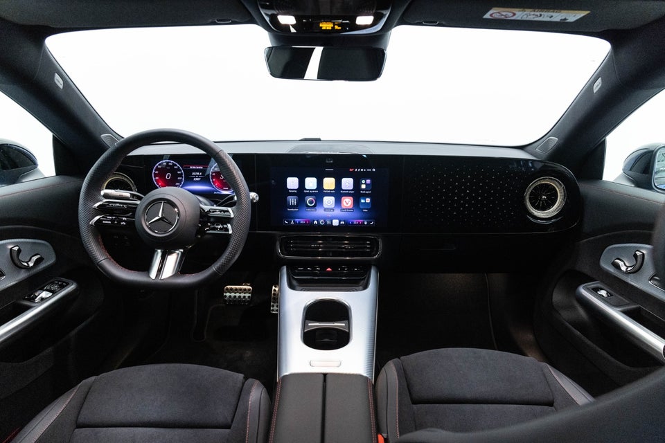 Mercedes CLA350 EQ AMG Premium 4Matic 4d