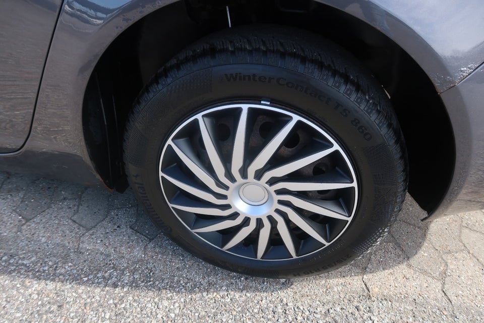 Opel Insignia 1,8 Essentia 5d