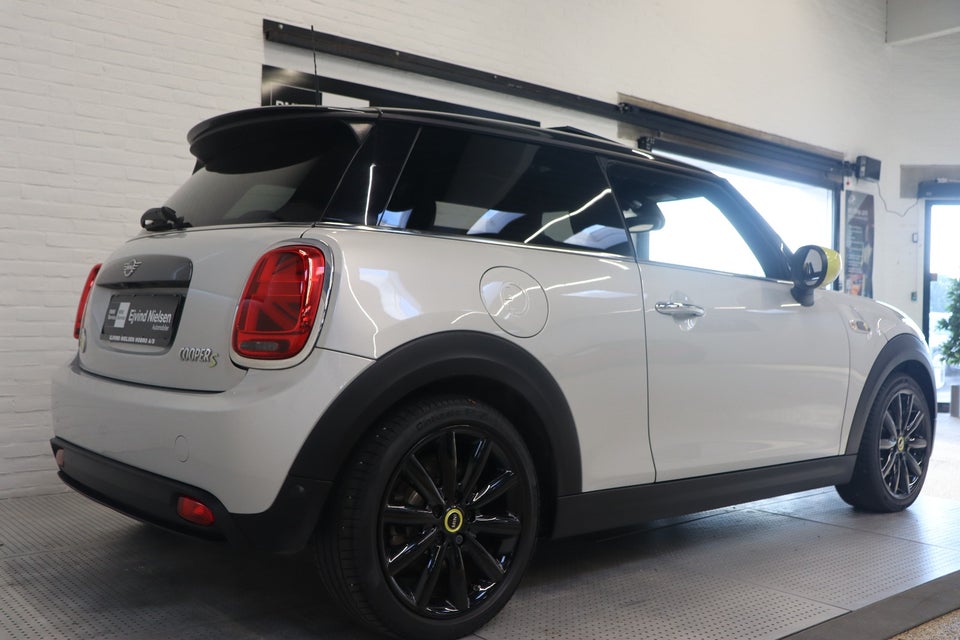 MINI Cooper SE Trim M 3d