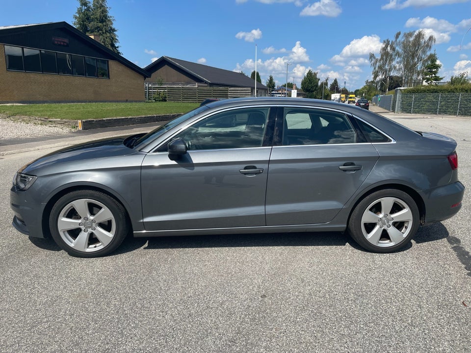 Audi A3 1,4 TFSi 150 Ambition S-tr. 4d