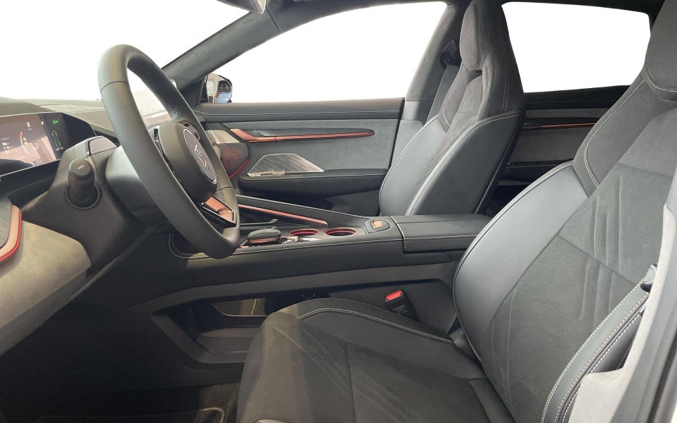 Zeekr 001 Long Range RWD 5d