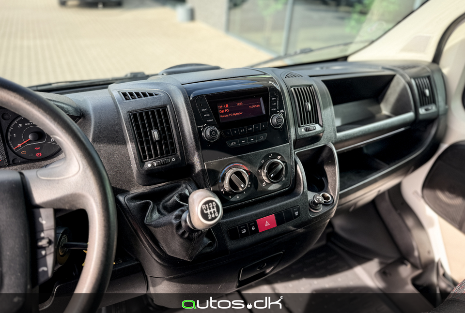 Peugeot Boxer 330 2,0 BlueHDi 130 L2H1