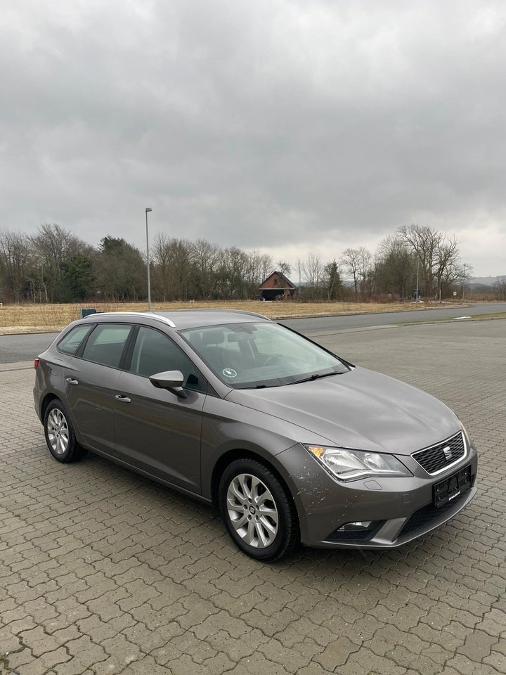 Seat Leon 1,6 TDi 105 Style DSG 5d
