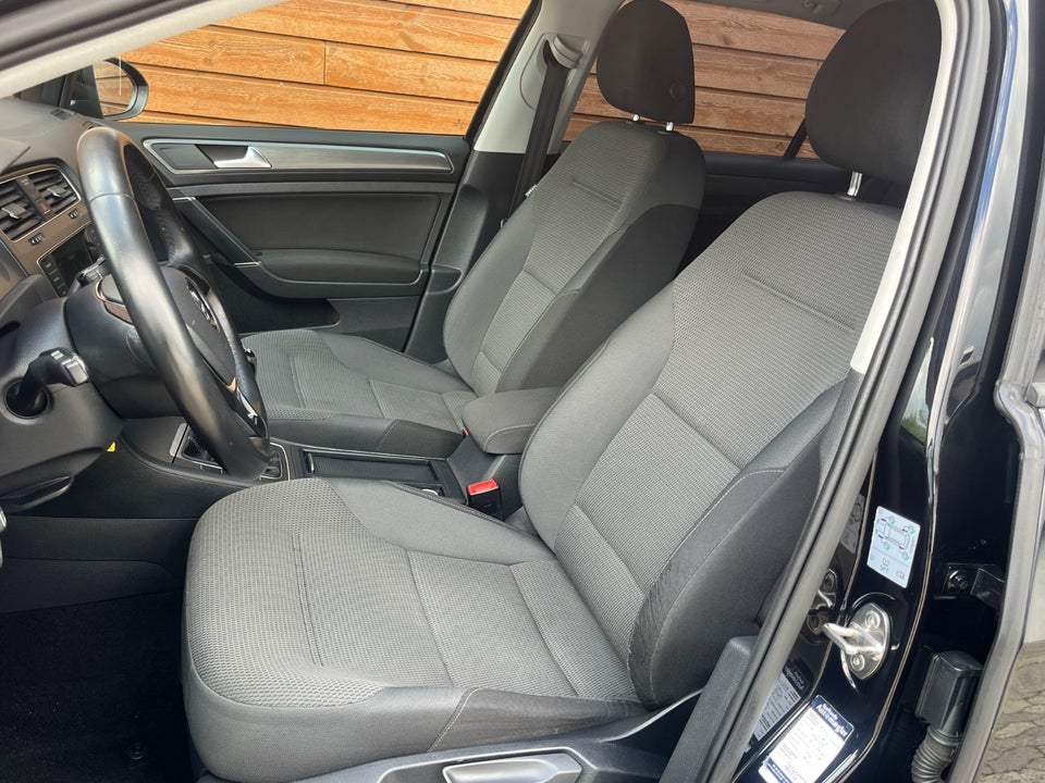 VW Golf VII 1,4 TSi 122 Comfortline BMT 5d