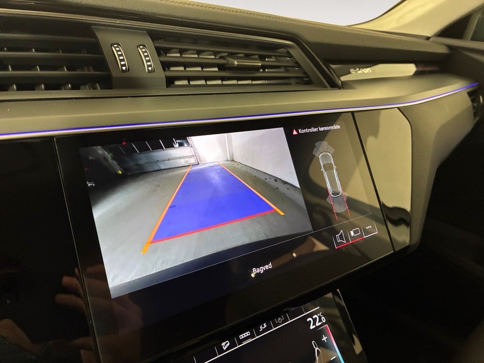 Audi Q8 e-tron 55 Prestige quattro 5d