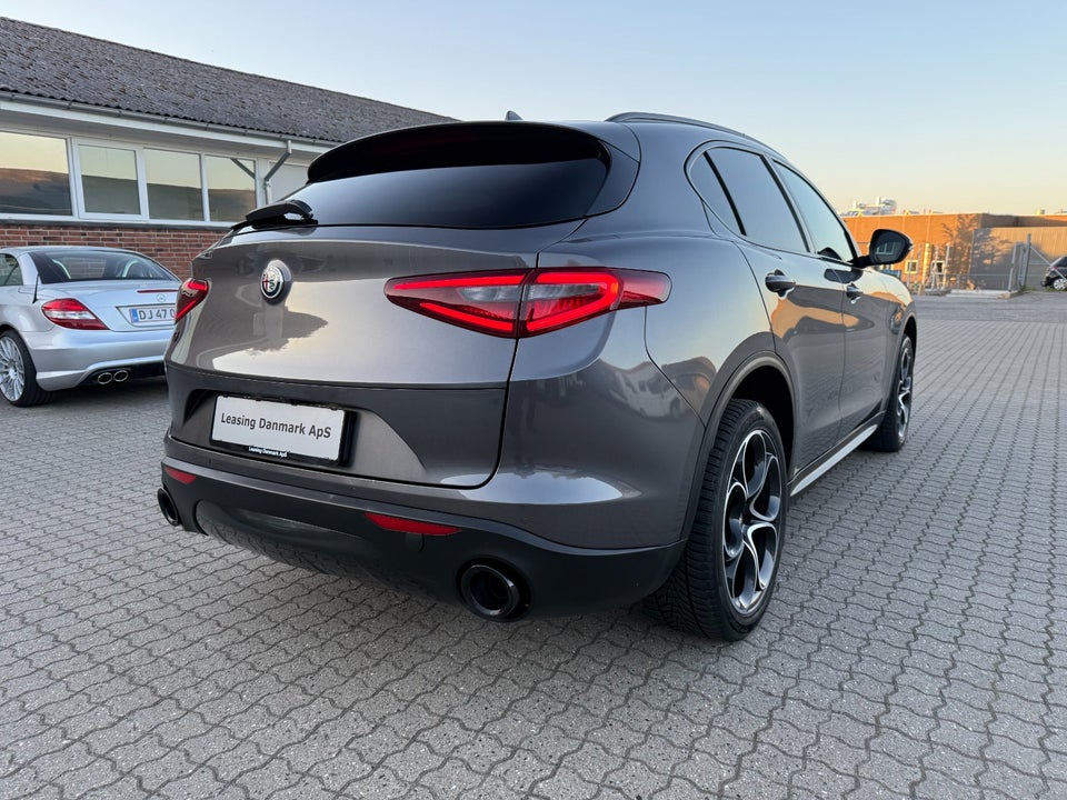 Alfa Romeo Stelvio 2,0 T 280 B-Tech aut. Q4 5d