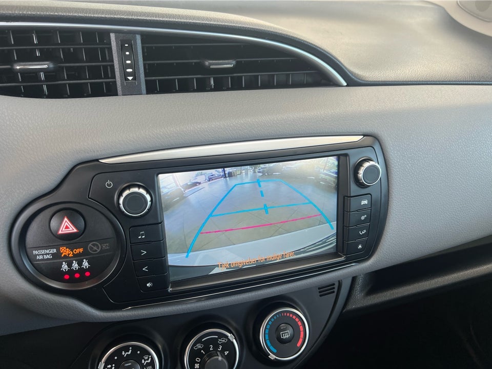 Toyota Yaris 1,0 VVT-i T2 5d