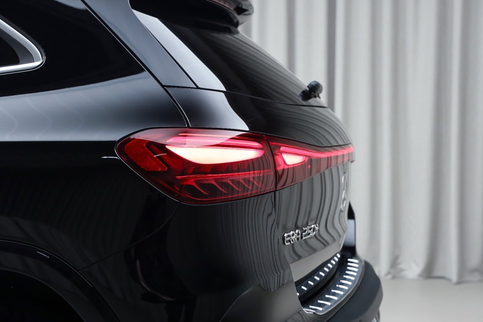Mercedes EQA250+ AMG Premium 5d
