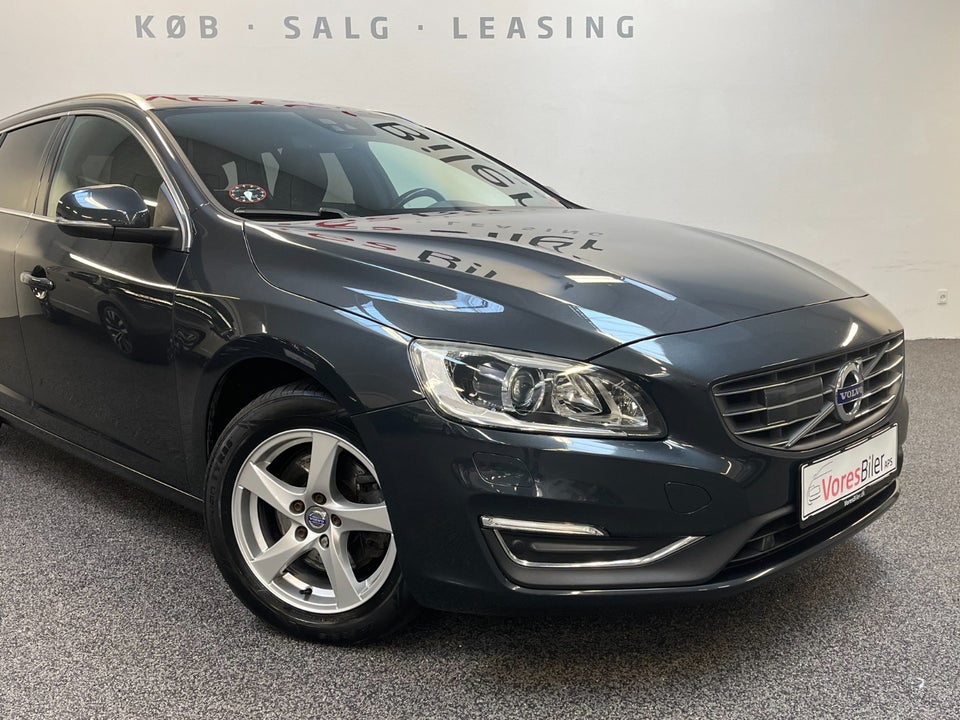 Volvo V60 2,0 D4 190 Summum aut. 5d
