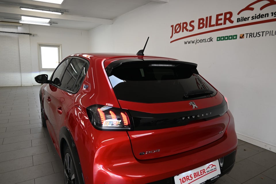 Peugeot e-208 50 GT Pack 5d