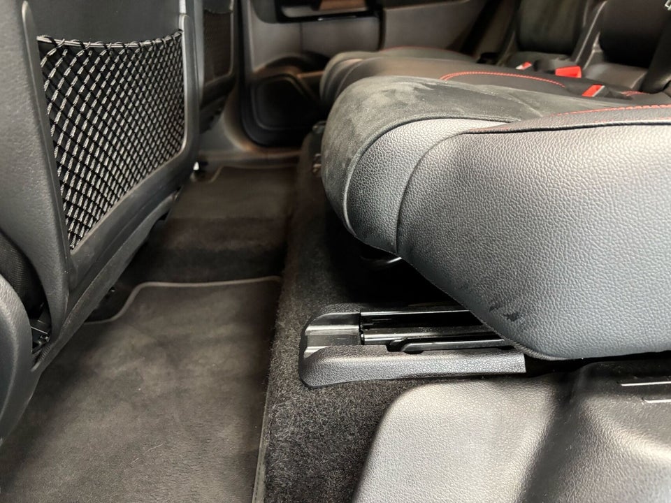 Mercedes EQB250 AMG Line 5d