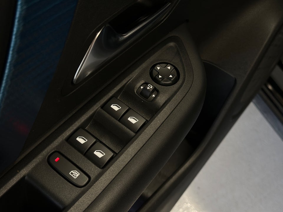 Citroën ë-C4 50 Shine Sport 5d