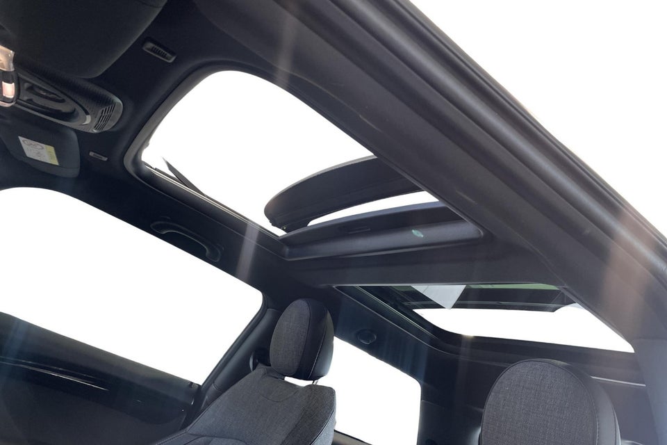 MINI Cooper SE Greenwich 3d