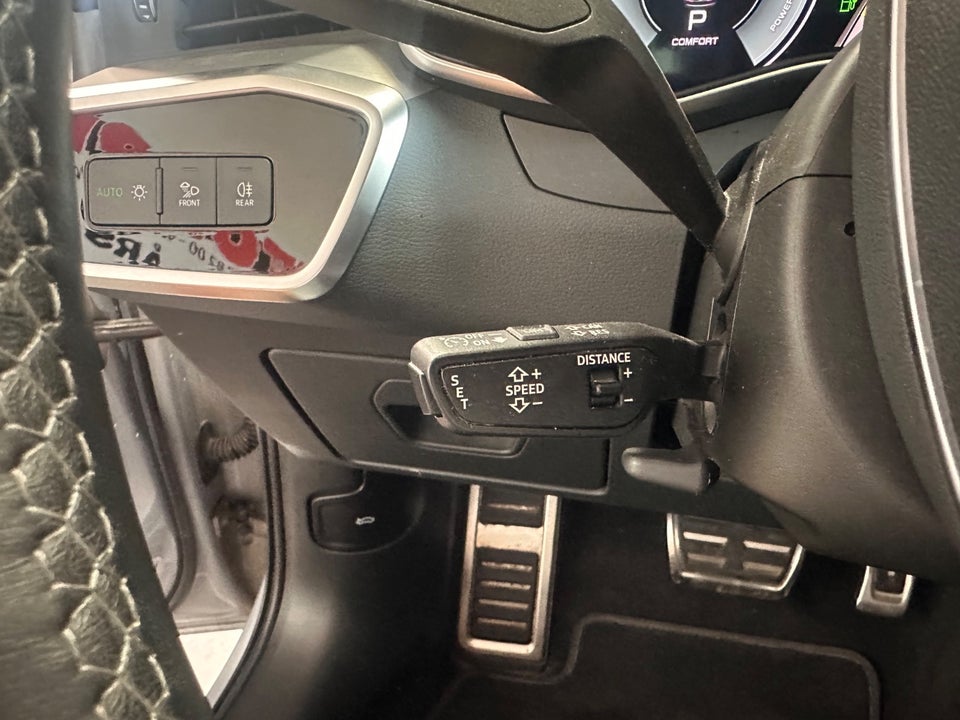 Audi A6 50 TFSi e S-line quattro S-tr. 4d