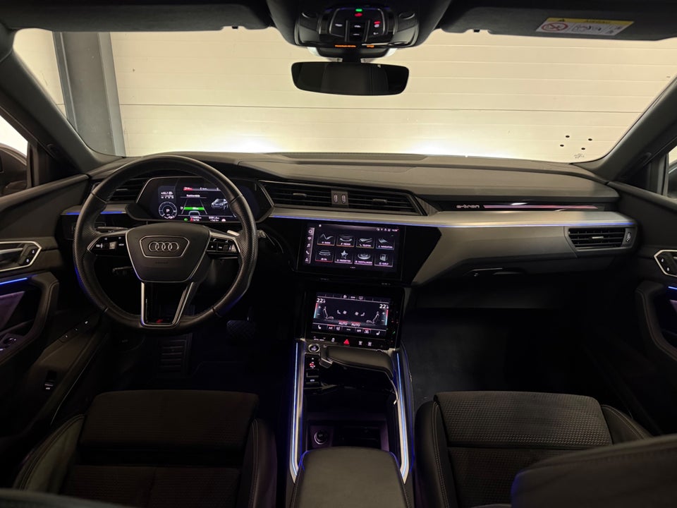 Audi e-tron 55 S-line quattro 5d