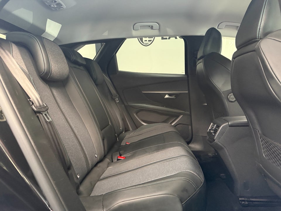 Peugeot 3008 1,6 Hybrid Allure EAT8 5d