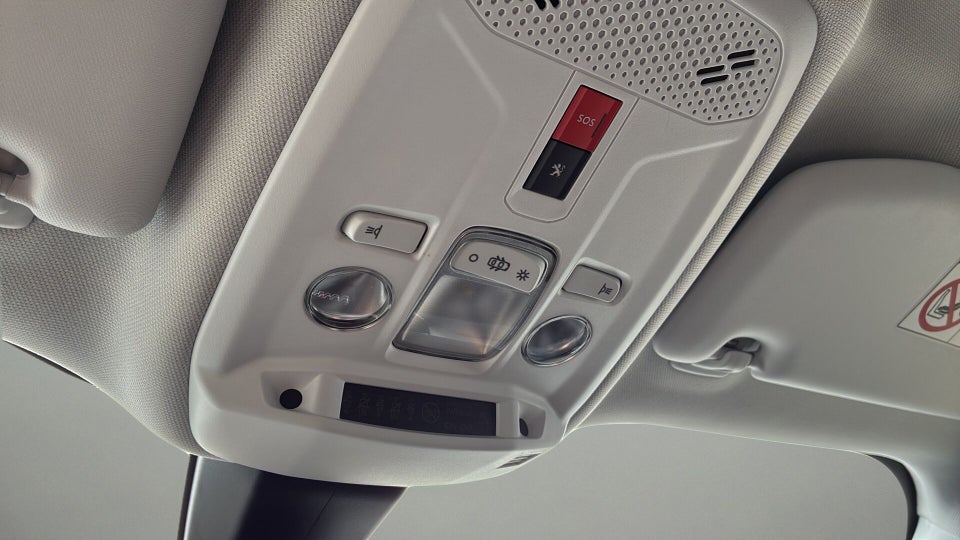 Peugeot 2008 1,2 PureTech 130 Allure Pack 5d