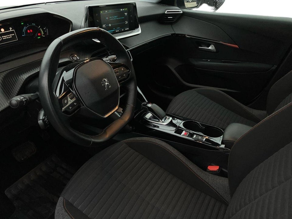 Peugeot e-208 50 Active 5d