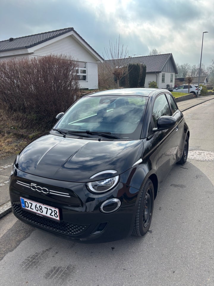 Fiat 500e 42 Icon 3d