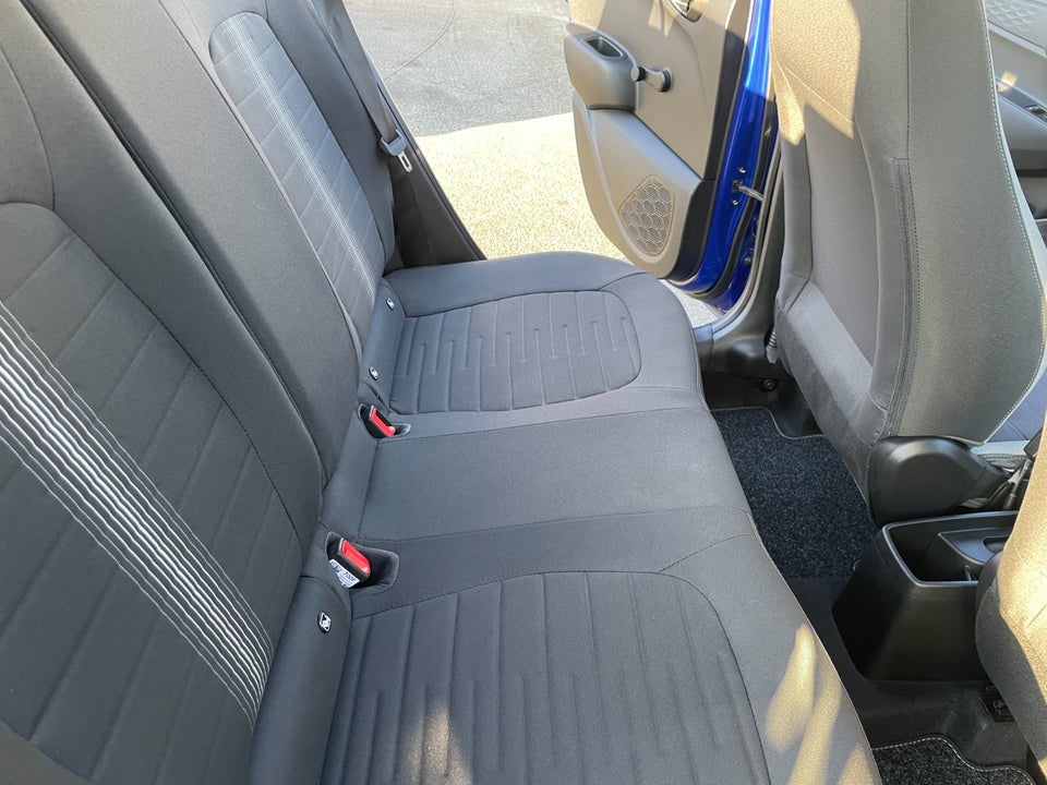 Hyundai i10 1,0 MPi Essential 5d