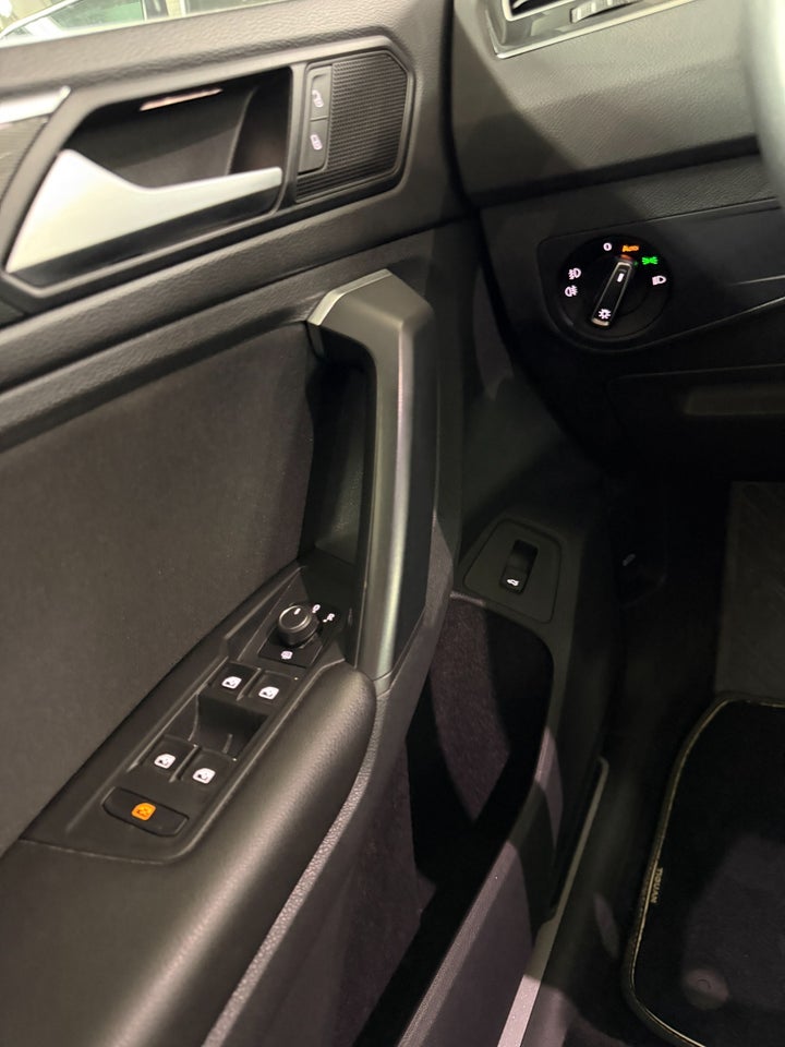 VW Tiguan 2,0 TDi 150 Highline DSG 5d