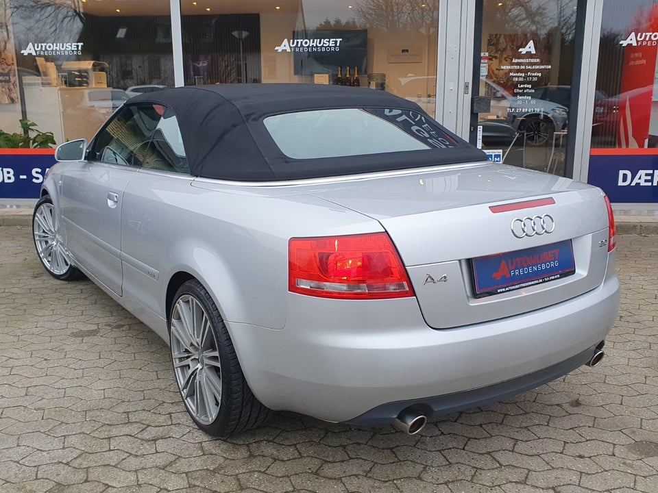 Audi A4 3,0 V6 Cabriolet 2d