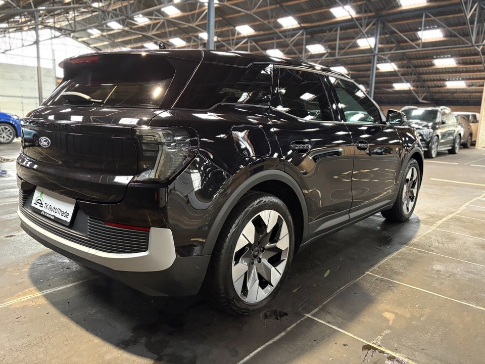 Ford Explorer 77 Premium Extended Range 5d