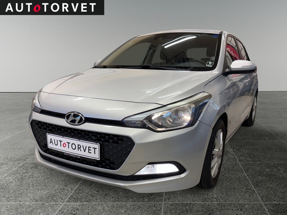 Hyundai i20 1,25 Trend 5d