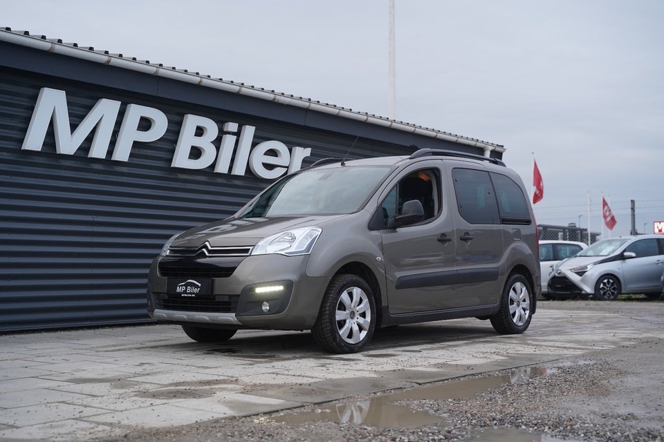 Citroën Berlingo 1,6 BlueHDi 120 Feel 5d