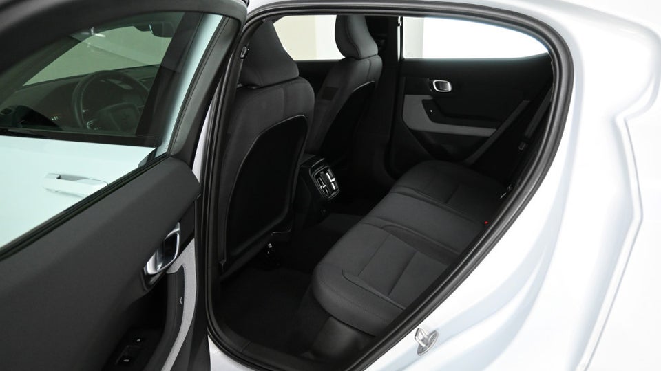 Polestar 2 Standard Range 5d