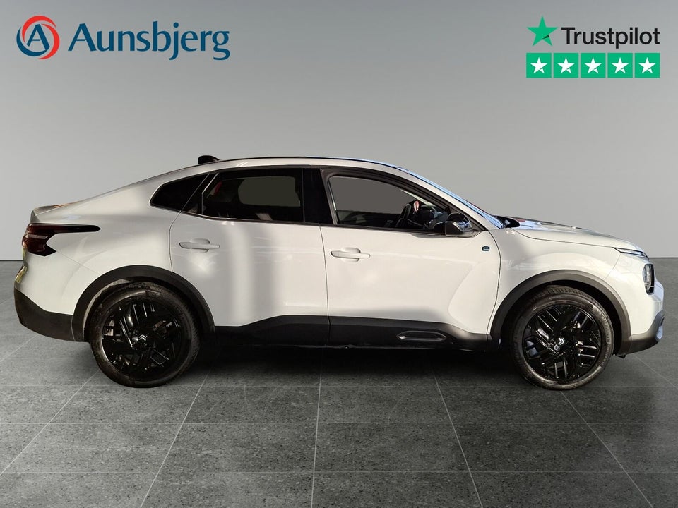 Citroën ë-C4 X 54 Ë-Series 4d