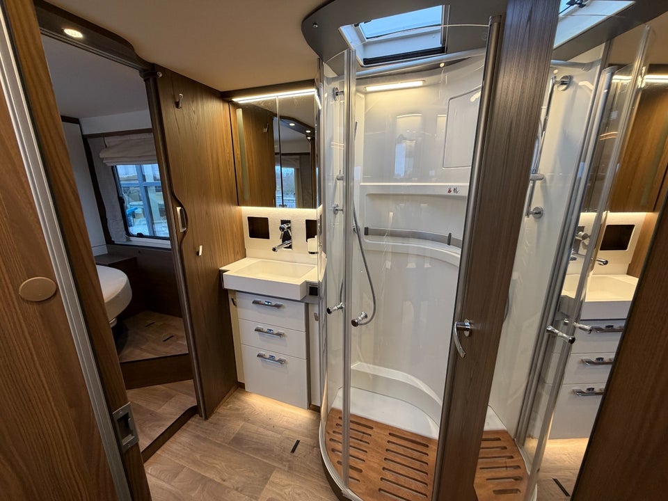 Hymer B-MC I890 2,2 CDi Masterline aut. 2d