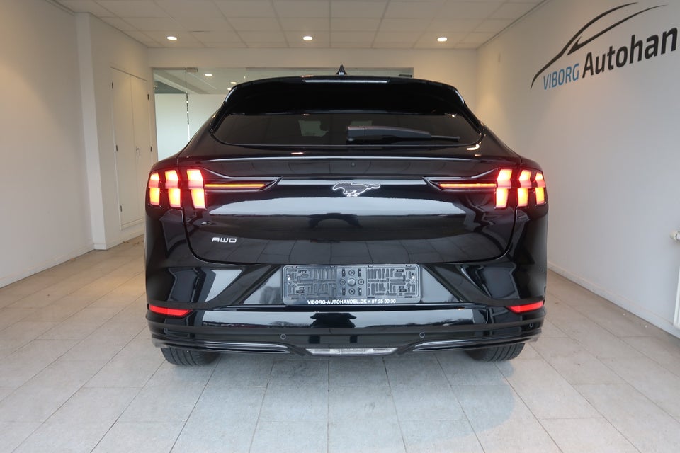 Ford Mustang Mach-E 98 Premium Extended Range AWD 5d