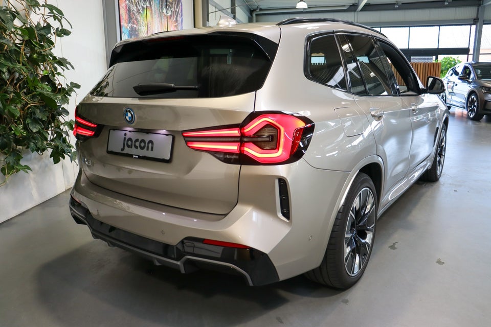 BMW iX3 Charged Plus M-Sport 5d