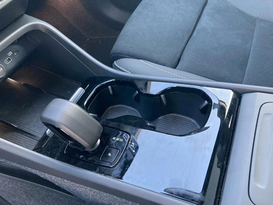 Volvo C40 ReCharge Extended Range Plus 5d