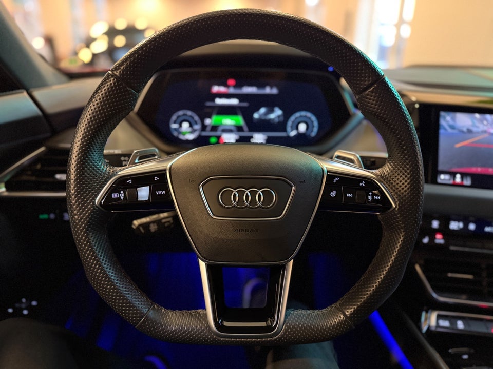 Audi e-tron GT pro quattro 4d