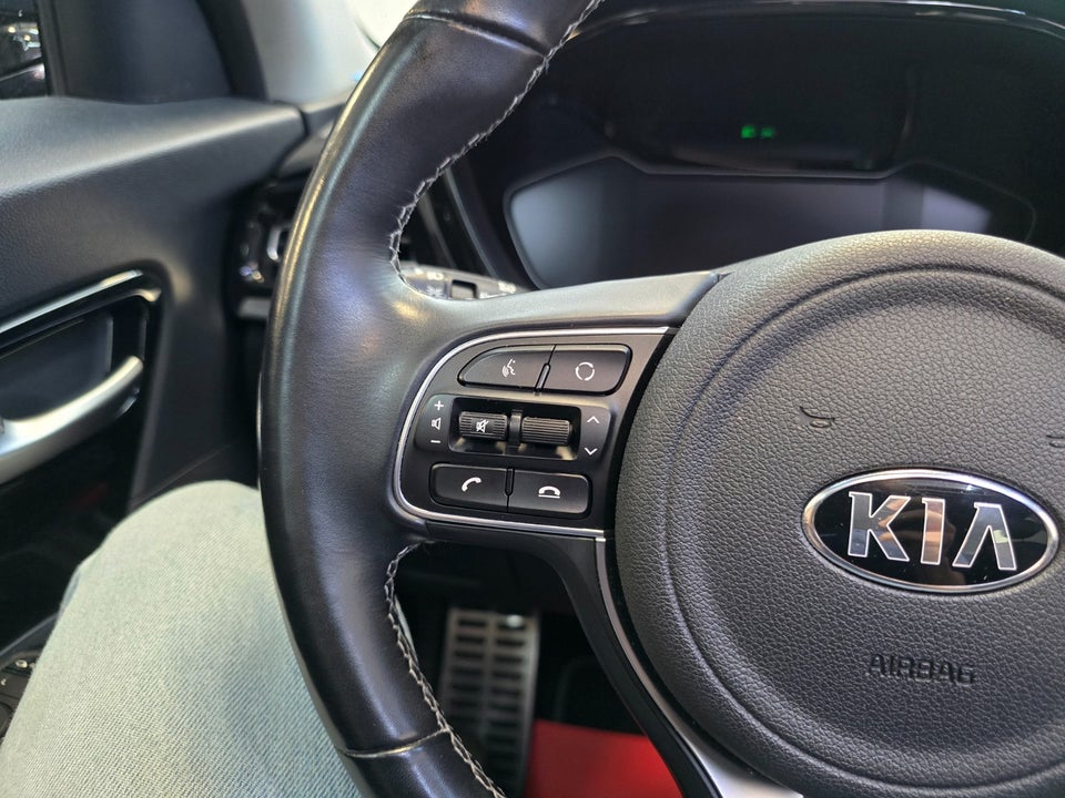 Kia Niro 1,6 PHEV Advance DCT 5d