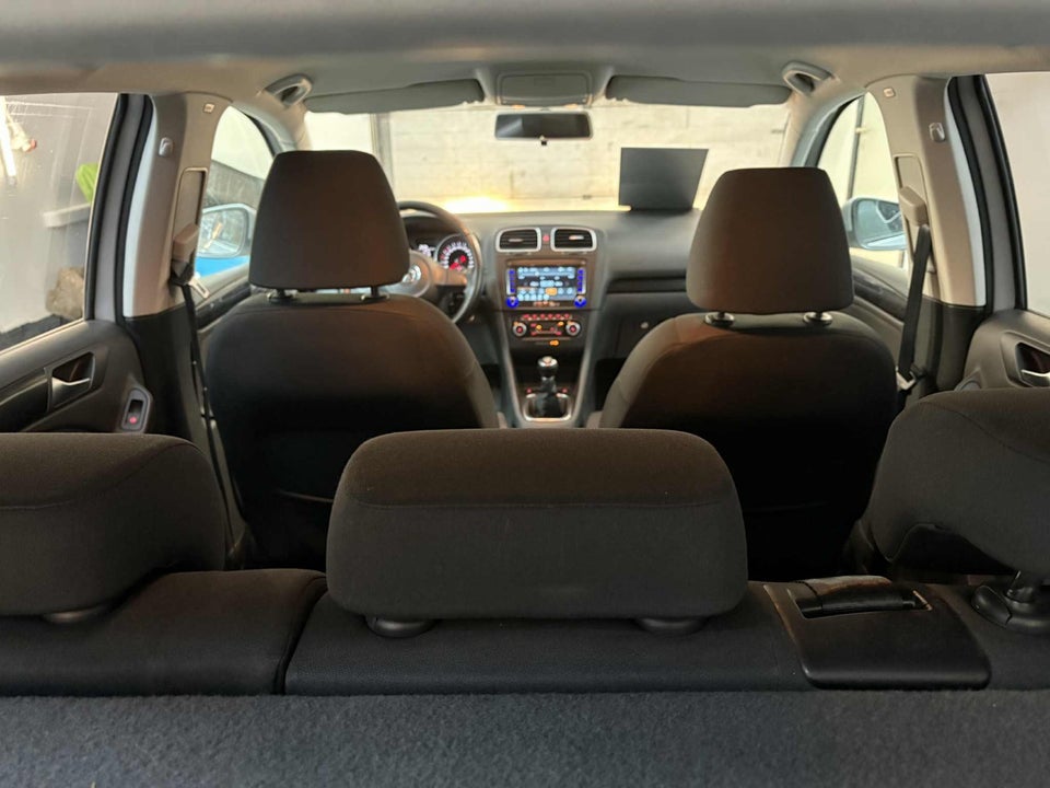 VW Golf VI 1,6 TDi 105 BlueMotion 5d