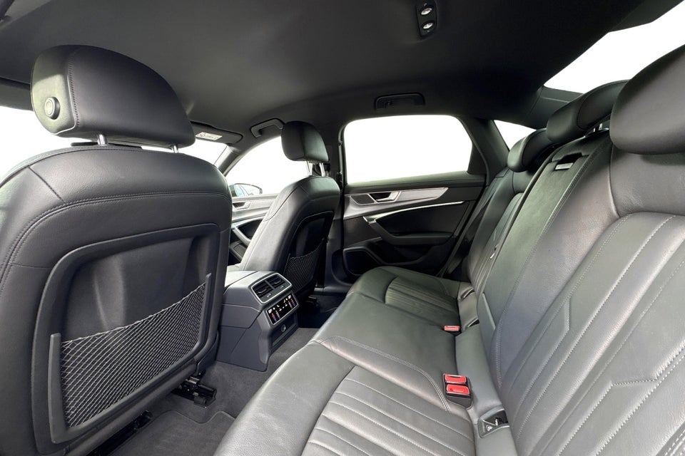 Audi A6 50 TFSi e Sport quattro S-tr. 4d